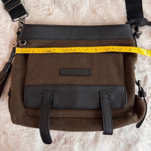 Sherpani Brown Felted Shoulder Bag Adjustable Strap Tassel Accent Small - Picture 10 of 13